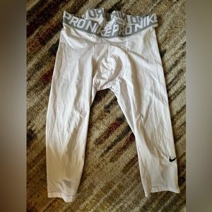 Nike Pro 3/4 length Fitness Tights